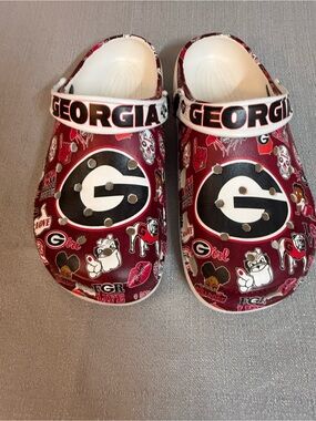 CROCS Georgia Bulldogs Garnet & Black Graphic Clogs